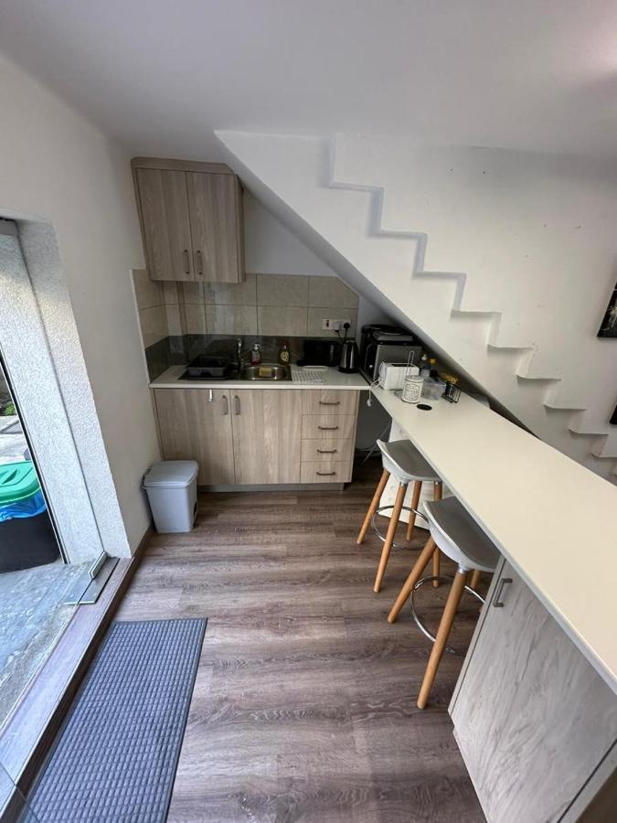 Modern City Center Appartment Saripolou Лимасол Екстериор снимка
